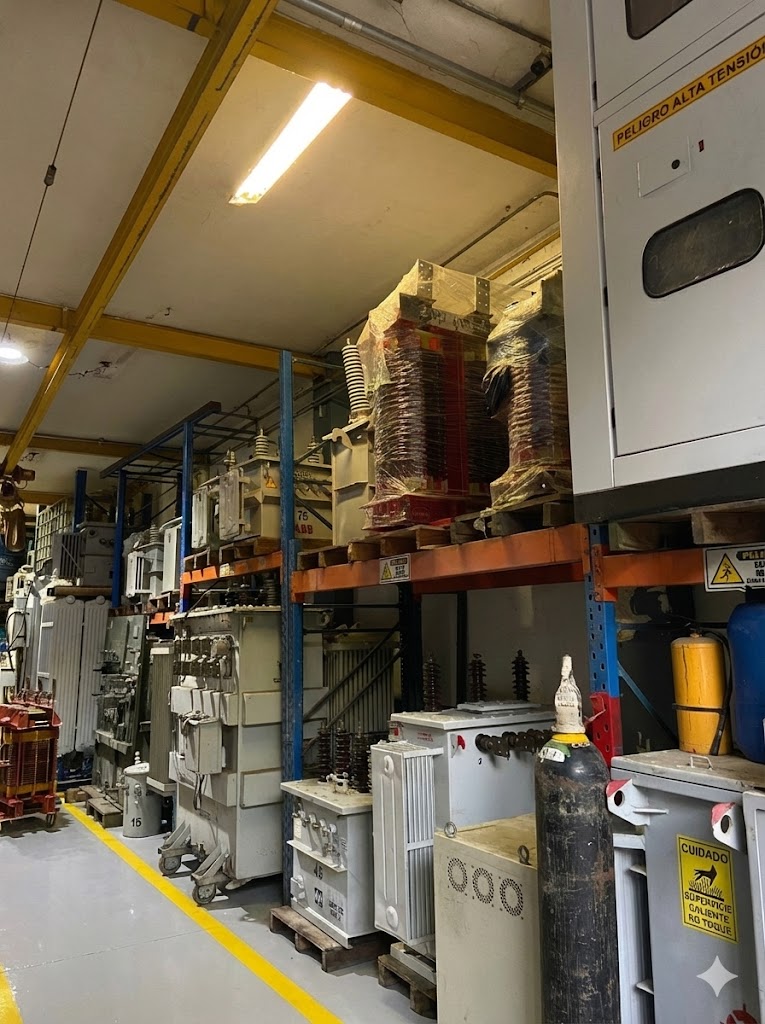 Bodega de almacenamiento con múltiples transformadores - EBM