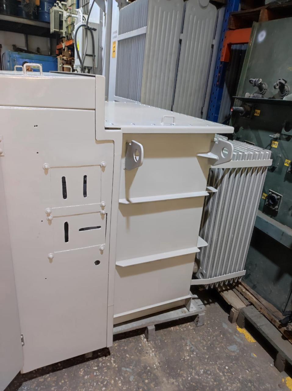 Transformador energizado y en operación normal